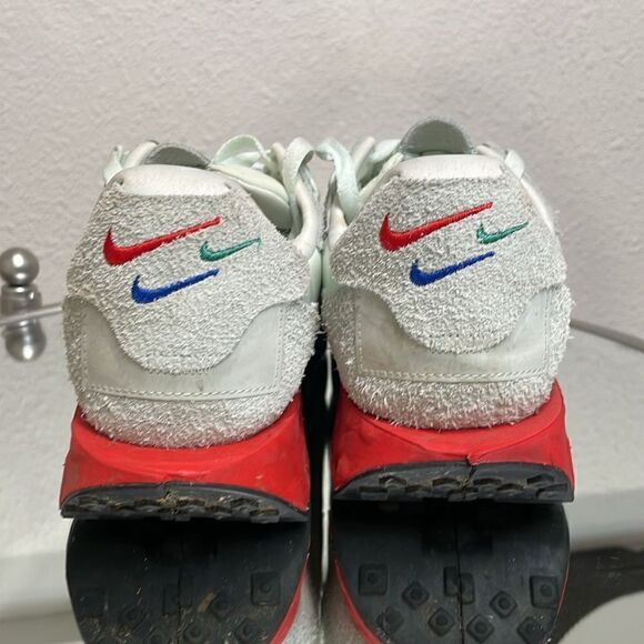 Nike Fontanka Waffle low-top sneakers | size 10 - Picture 6 of 8